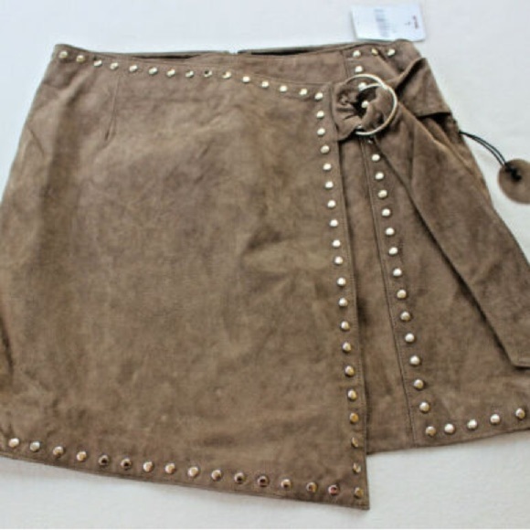 Forever 21 olive green suede leather studded mini wrap skirt | Medium | NWT - Picture 2 of 7